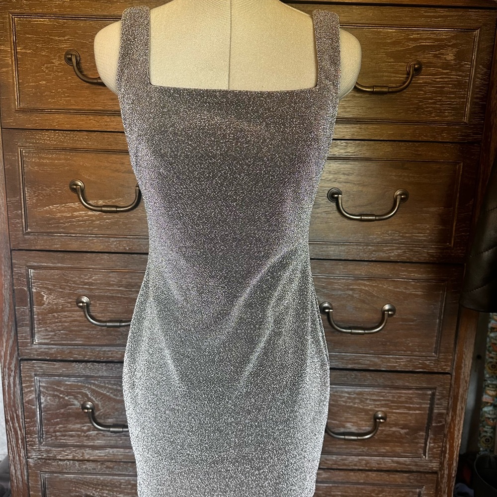 Lulu’s Sleeveless Dress
